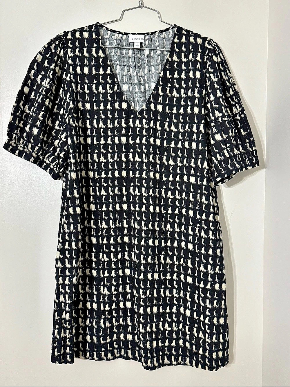 Evereve Printed Short Sleeve Mini Dress Black & White
